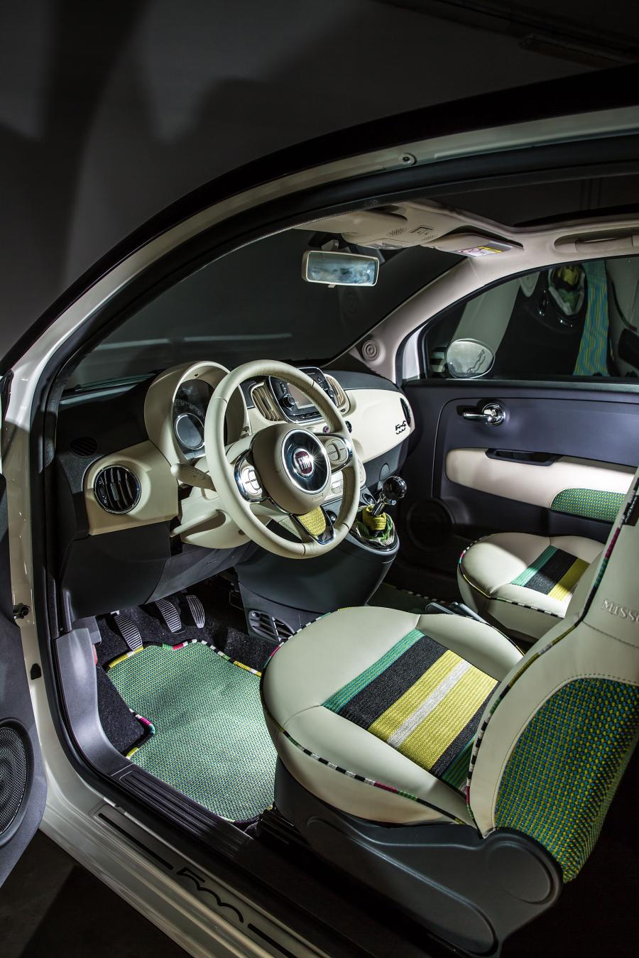Интерьер Fiat 500C Missoni by Garage Italia Customs (312) 2017 года  (фото 8 из 20)